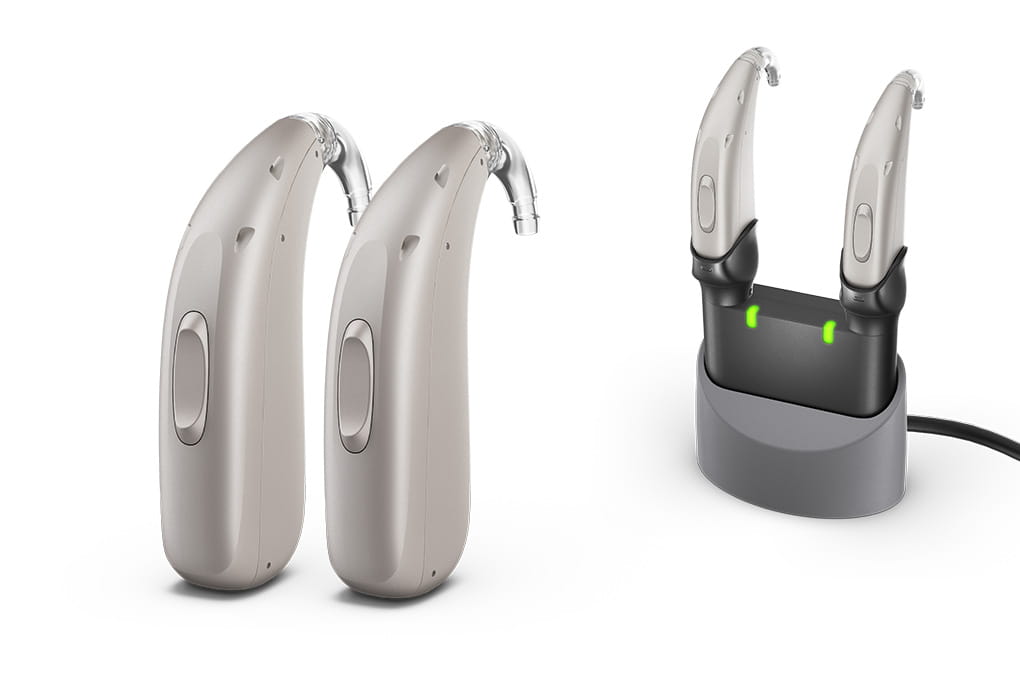 B SP Li 4 hearing aids in charger